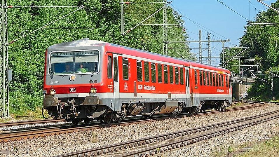 Auch im kommenden Jahr kann man sein Radl wieder kostenlos bei der S&uuml;dostbayernbahn mitnehmen.