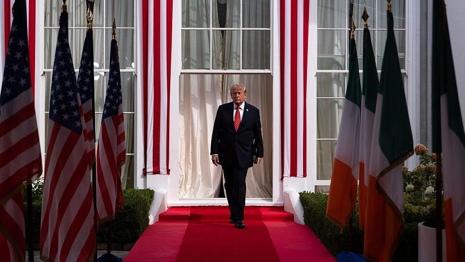 US-Präsident Donald Trump sorgte in Irland für Aufregung. US-Präsident Donald Trump sorgte in Irland für Aufregung.