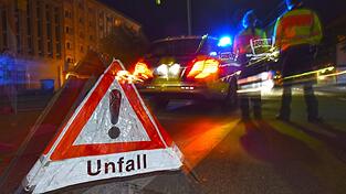 Im Landkreis Regensburg kam es am Donnerstag zu drei verschiedenen Unfällen innerhalb einer kurzen Zeit. (Symbolbild)