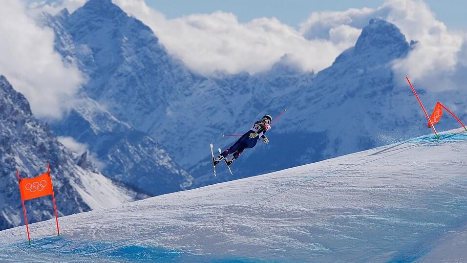 Lindsey Vonn hat sich wom&ouml;glich den Unterschenkel gebrochen.