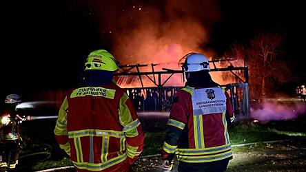 Zehn Feuerwehren waren an den Löscharbeiten beteiligt.