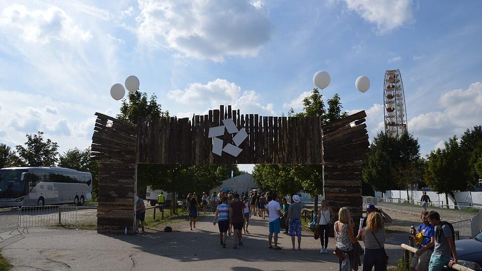 Gutes Wetter sorgte auch für gute Stimmung bei den Gästen bei Utopia Island.