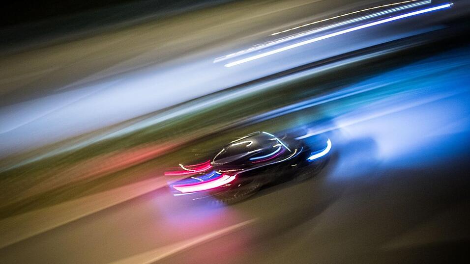 Mit 191 Stundenkilometern wurde der Fahrer von der Polizei gemessen.