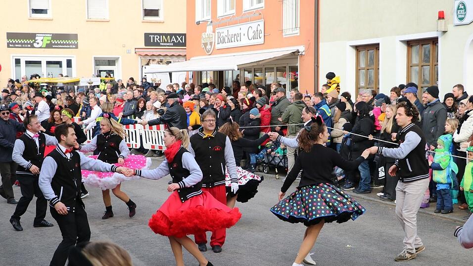 Beim Bogener Faschingsumzug war einiges geboten.
