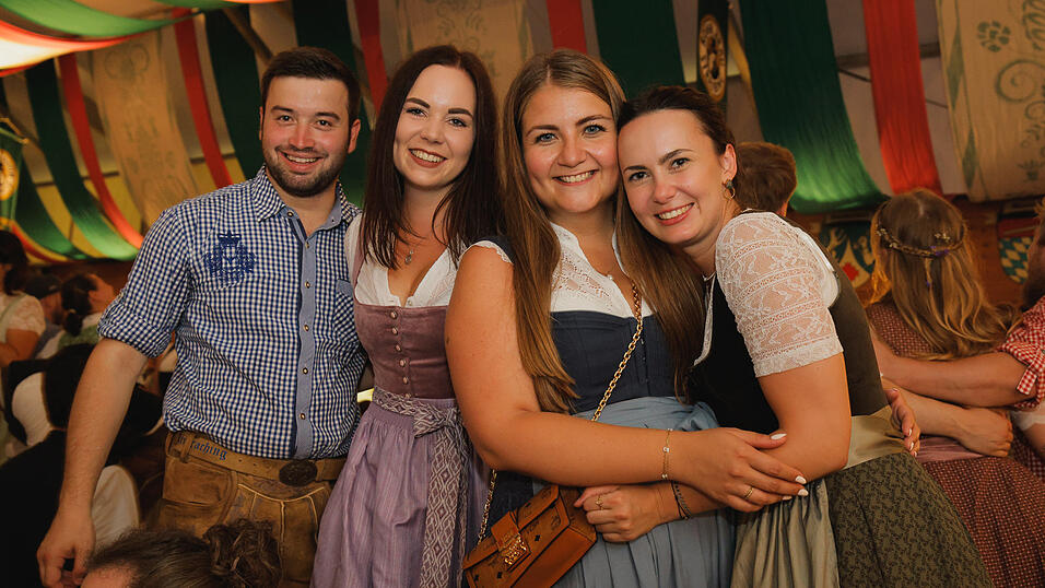 Die Partybilder vom Samstag, 10. August 2024, aus dem Festzelt Weckmann. Die Partybilder vom Samstag, 10. August 2024, aus dem Festzelt Weckmann.