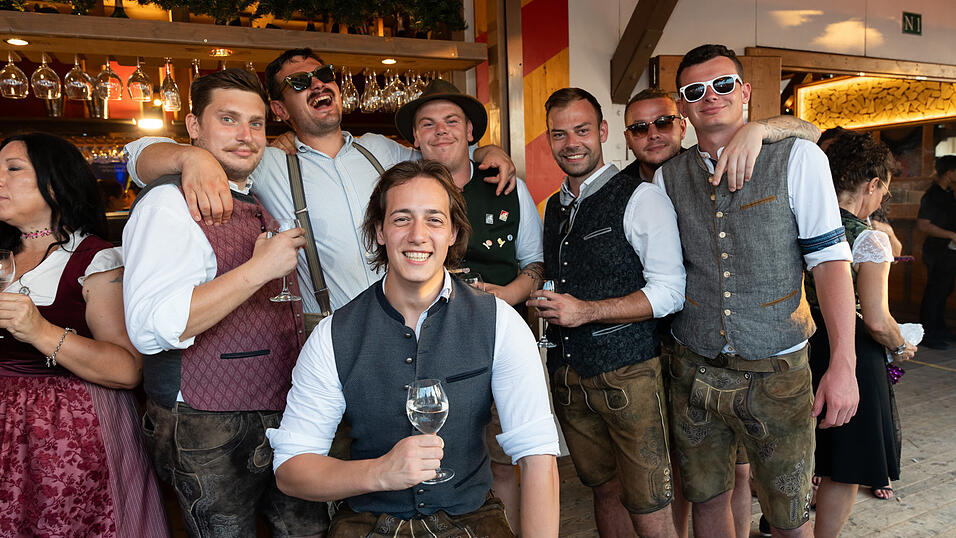 Die Partybilder vom Freitag, 16. August 2024, aus dem Festzelt Kr&ouml;nner.