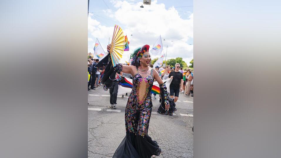 Lanzy Roid übernimmt die Moderation des ersten CSDs im Landkreis. Lanzy Roid übernimmt die Moderation des ersten CSDs im Landkreis.