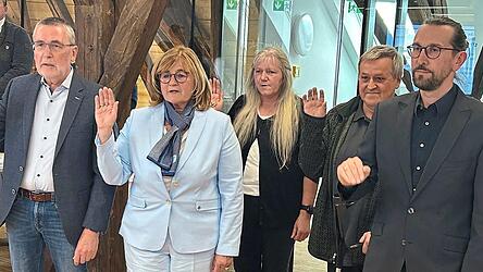 Vereidigung: (v.l.) Ewald Schiller, Rosmarie Mattis, Michaela Schr&ouml;nghammer, Georg Draxinger und Andreas Stauber.