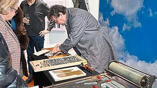 Horst Pinsker zeigt in der Ausstellung regelmäßig, wie früher gedruckt wurde. Horst Pinsker zeigt in der Ausstellung regelmäßig, wie früher gedruckt wurde.