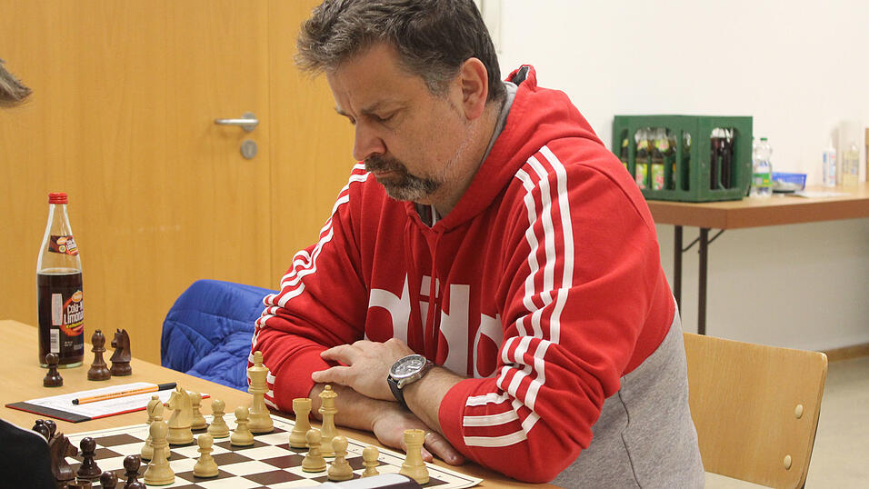 Ludwig Kern in h&ouml;chster Konzentration: Er war der einige Badst&auml;dter, der am letzten Spieltag einen Sieg einfahren konnte.