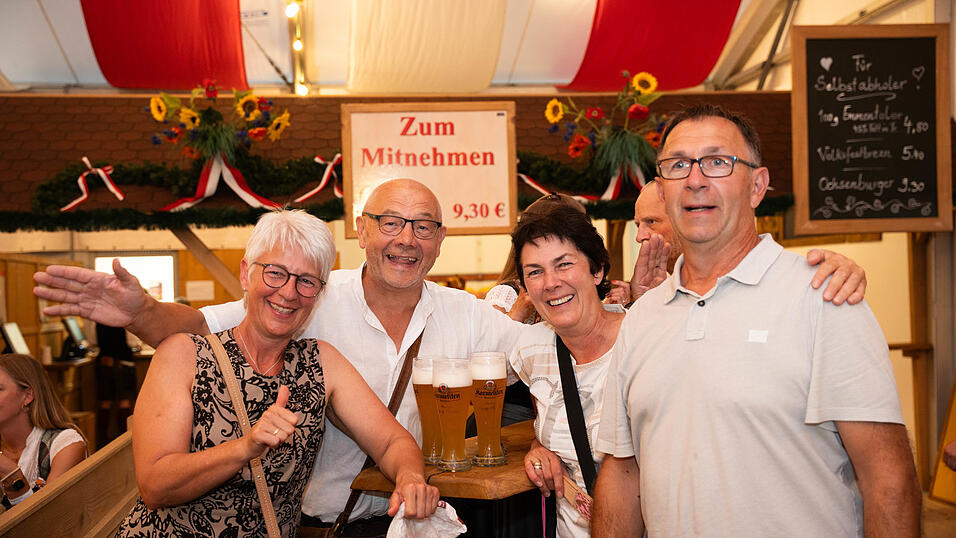Die Partybilder vom Donnerstag, 13. August, aus dem Festzelt Greindl. Die Partybilder vom Donnerstag, 13. August, aus dem Festzelt Greindl.