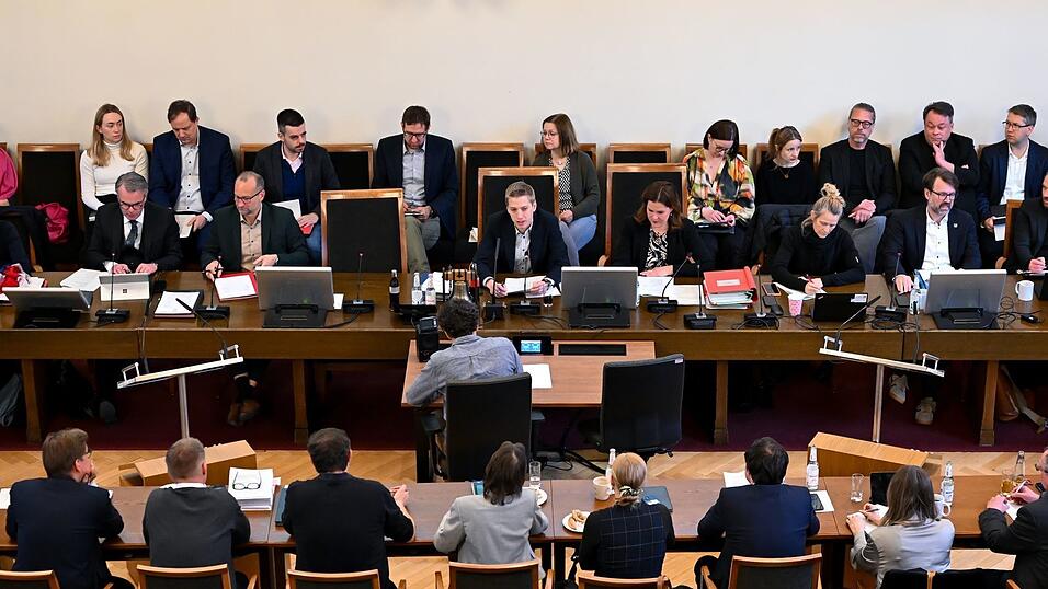 Mit der Leitung von Stadtratssitzungen hat Krause mittlerweile Erfahrung. (Archivbild)