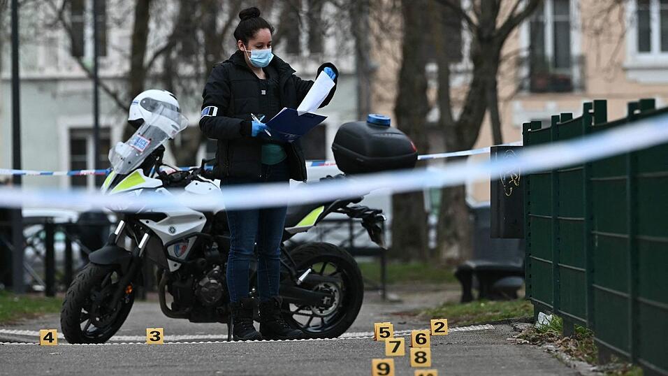 Nach dem Angriff herrscht Terrorverdacht.