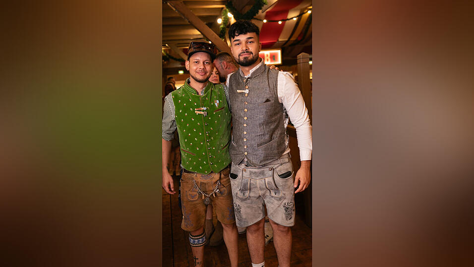 Die Partybilder vom Montag, 18. August, aus dem Festzelt Krönner. Die Partybilder vom Montag, 18. August, aus dem Festzelt Krönner.