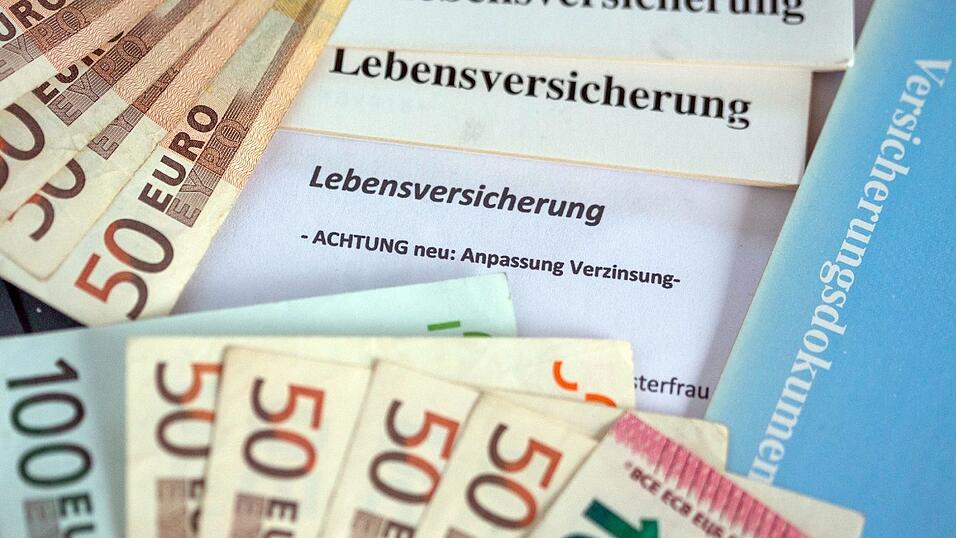 Geldanlage ist nicht einfach in Zeiten niedriger Zinsen. Unabhängige Beratungsstellen können hier helfen.