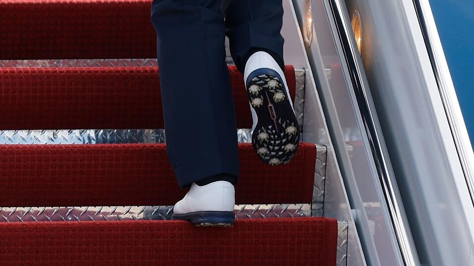Der US-Präsident trug Golf-Schuhe bei seinem Besuch beim Ryder Cup.