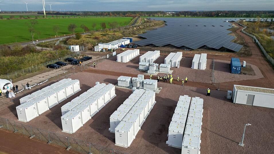 Der BSW-Solar pl&auml;diert f&uuml;r mehr Kombinationen aus Speicher und erneuerbaren Energien. (Archivbild)