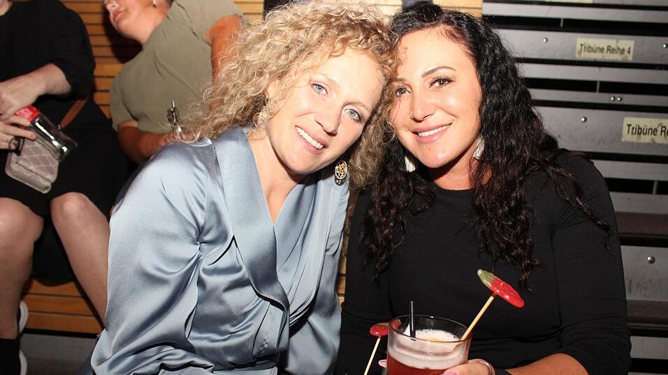 Auf der Eskara &Uuml;30-Party in Essenbach war wieder viel los.