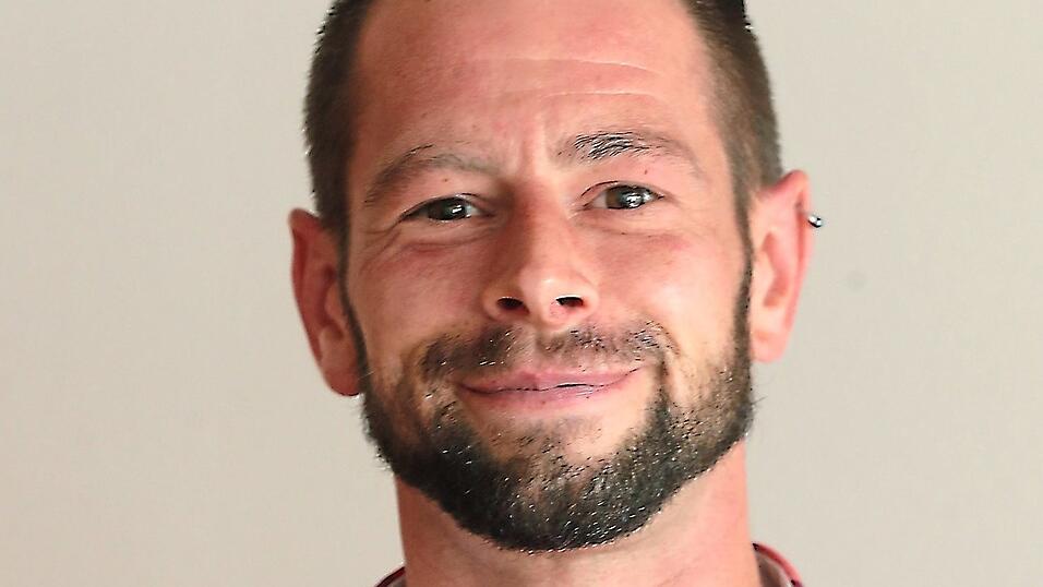 Alexander Fries ist heute - acht Jahre nach seinem schweren Unfall - wieder vollkommen gesund. Alexander Fries ist heute - acht Jahre nach seinem schweren Unfall - wieder vollkommen gesund.