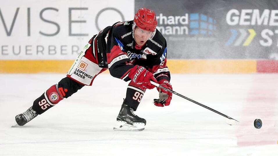 DEL2 statt Eishockey-Oberhaus: &bdquo;Ich finde es wichtig, viel Spielpraxis in allen Situationen des Spiels zu bekommen, um so meine sportliche Entwicklung weiter voranzutreiben&ldquo;, sagt Tobi Schwarz.&nbsp;
