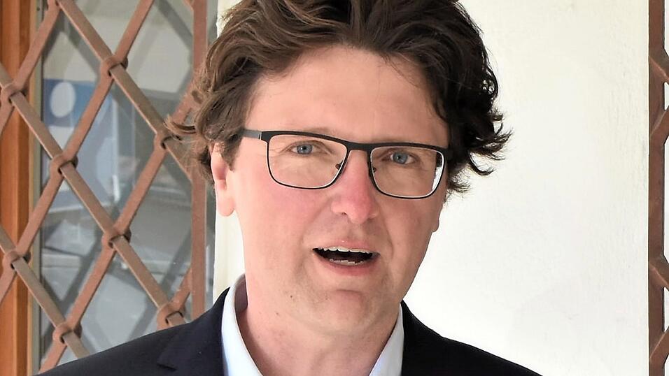 Ökonom Peter Schmid: 'Wenn eine zweite oder dritte Welle kommt, dann ist die Inflation gekommen, um dauerhaft zu bleiben.' Ökonom Peter Schmid: 'Wenn eine zweite oder dritte Welle kommt, dann ist die Inflation gekommen, um dauerhaft zu bleiben.'