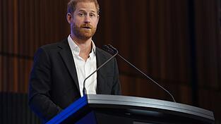 Der britische Prinz Harry reist nicht im Auftrag des K&ouml;nigshauses, sondern auf eigene Faust. (Archivbild)