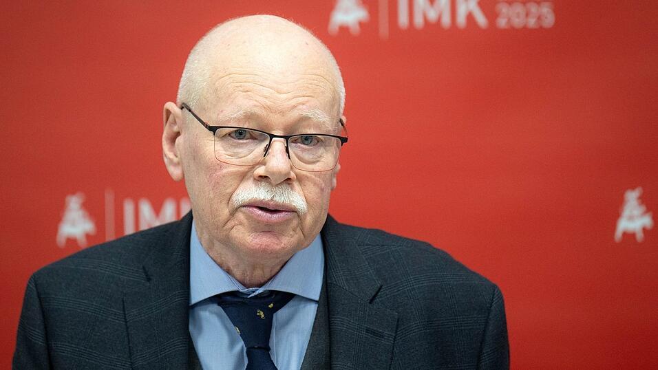 Nach der Gewalttat in Aschaffenburg mit zwei Toten haben die Innenminister der Länder und des Bundes über die Sicherheitslage in Deutschland beraten.