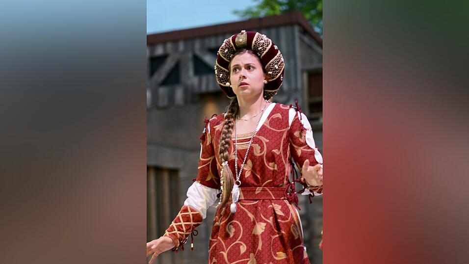 Eindr&uuml;cke von der Gruppe 'blau', die am Freitagabend die Drachenstich-Premiere gespielt hat.