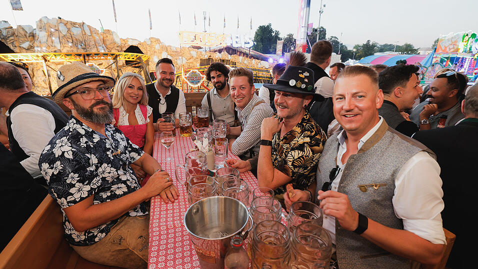 Die Partybilder vom Samstag, 10. August 2024, aus dem Festzelt Kr&ouml;nner.