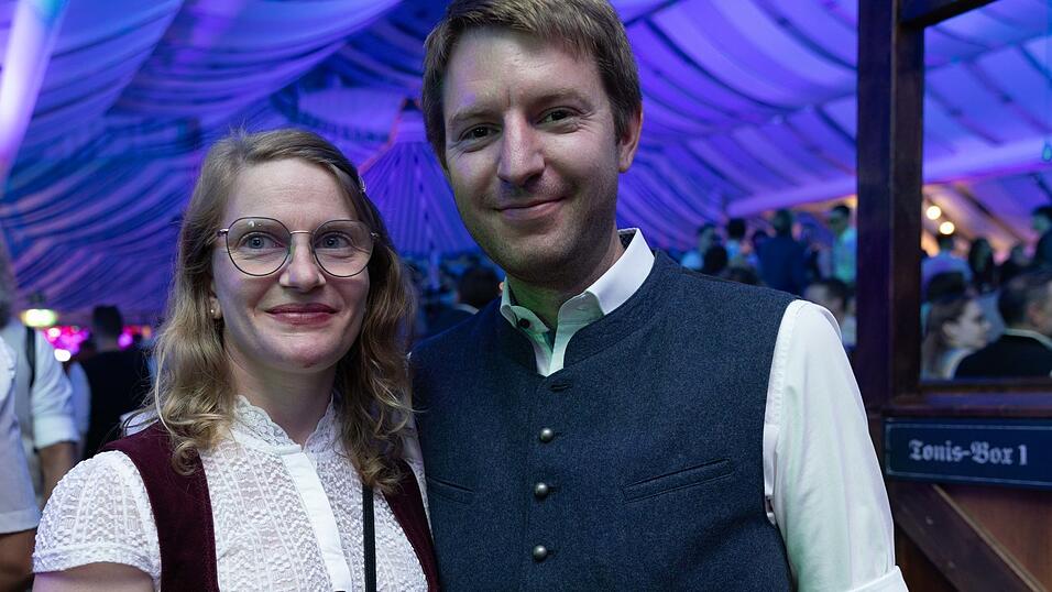 Die Partybilder vom Samstag, 8. August, aus dem Festzelt Wenisch. Die Partybilder vom Samstag, 8. August, aus dem Festzelt Wenisch.