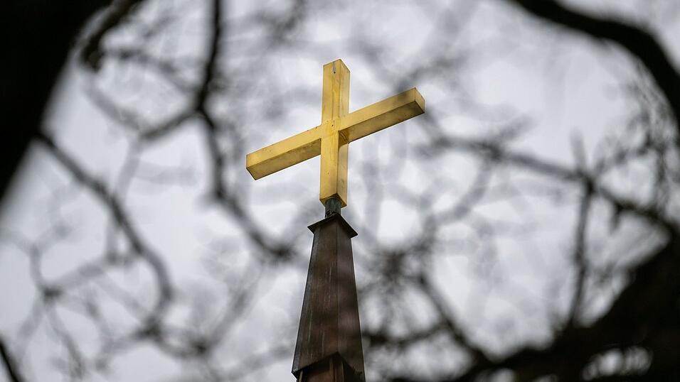 Das Landeskomitee der Katholiken in Bayern warnt vor einer Vereinnahmung des Christentums durch die AfD. (Symbolbild)