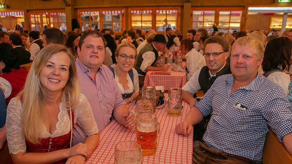 Die Partybilder von Samstag, 20. August 2022, aus dem Festzelt Krönner.