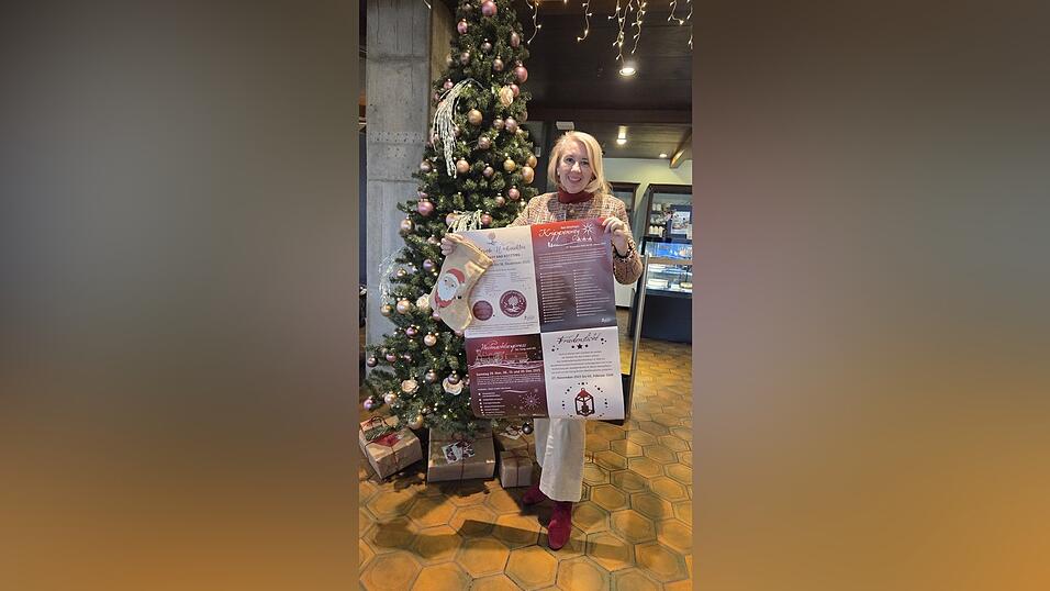 Carola Höcherl-Neubauer, Vorsitzende von Stadtmarketing, präsentierte das Weihnachtsprogramm des Vereins.