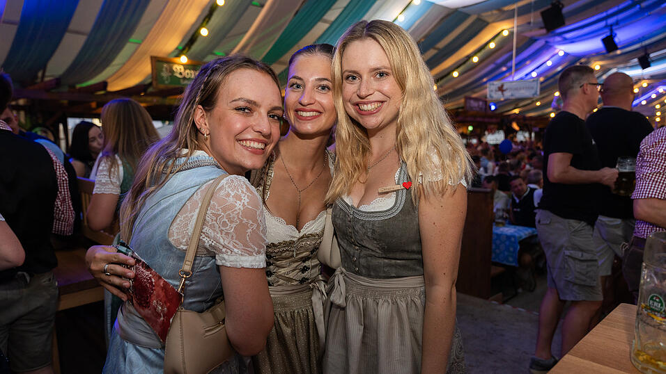 Die Partybilder vom Freitag, 18. August 2023, aus dem Festzelt Wenisch. Die Partybilder vom Freitag, 18. August 2023, aus dem Festzelt Wenisch.