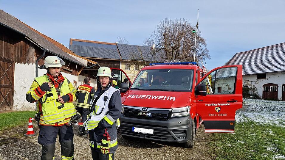 Die Meldung über einen Bombenfund löste einen Großeinsatz aus.  Die Meldung über einen Bombenfund löste einen Großeinsatz aus.