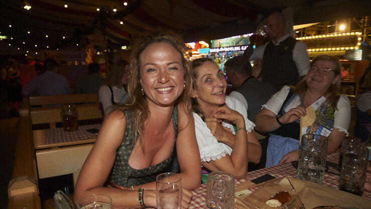 Die Partybilder vom Freitag, 15. August, aus dem Festzelt Lechner. Die Partybilder vom Freitag, 15. August, aus dem Festzelt Lechner.