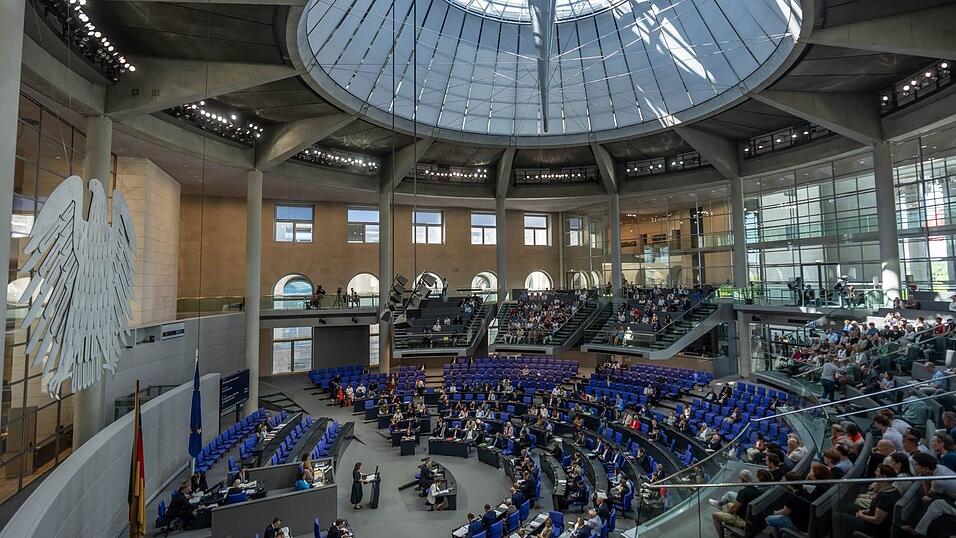 Es gibt viel Kritik an dem Gesundheits-Sparpaket der Bundesregierung. Es gibt viel Kritik an dem Gesundheits-Sparpaket der Bundesregierung.