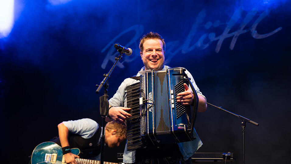 Die Partybilder vom Montag, 17. August, aus dem Festzelt Reisinger. Die Partybilder vom Montag, 17. August, aus dem Festzelt Reisinger.