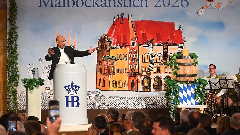 Django As&uuml;l spottete &uuml;ber die Landes- und Bundespolitik.