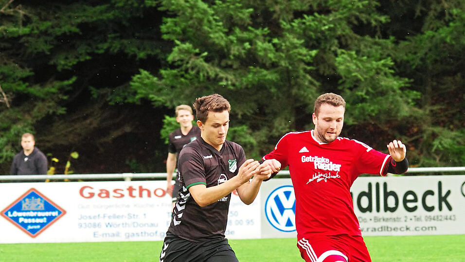 Am Sonntag er&ouml;ffnen die Gastgeber gegen den TSV W&ouml;rth, in Rot R&uuml;ckkehrer Stefan Gl&ouml;ckl, den Toto-Pokal-Wettbewerb.