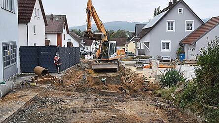 Die Schlesier- und Sudetenstraße wird vollständig erneuert und mit einem Zwei-Kanal-Trennsystem ausgestattet.