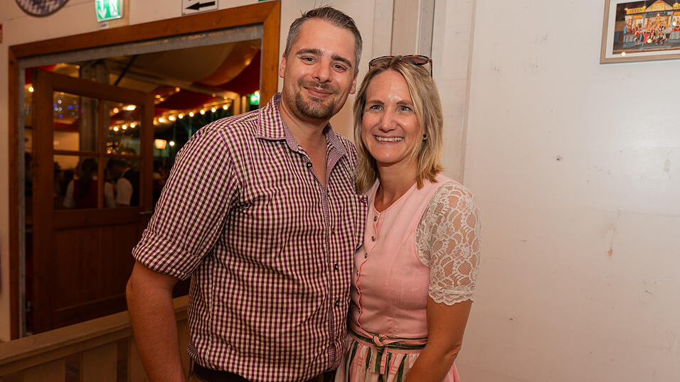 Die Partybilder vom Montag, 21. August 2023, aus dem Festzelt Greindl. Die Partybilder vom Montag, 21. August 2023, aus dem Festzelt Greindl.