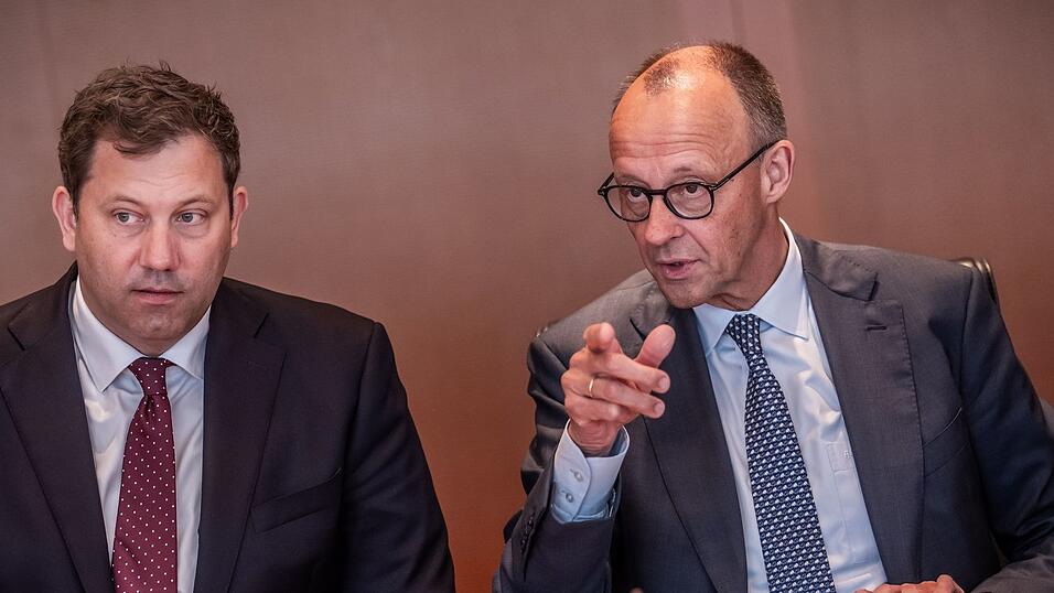 Bundeskanzler Friedrich Merz und Vizekanzler Lars Klingbeil wollen ein Reformpaket schnüren. (Archivfoto) Bundeskanzler Friedrich Merz und Vizekanzler Lars Klingbeil wollen ein Reformpaket schnüren. (Archivfoto)