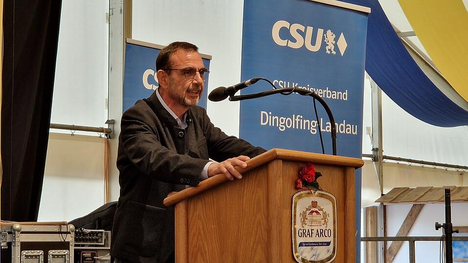 Bei seiner Rede sprach Klaus Holetschek auch mahnende Worte.