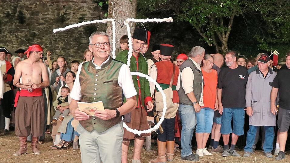 Eine unfallfreie Saison und ausverkaufte Vorstellungen: Trenckvereinsvorsitzender Martin Frank hatte allen Grund zur Freude. Eine unfallfreie Saison und ausverkaufte Vorstellungen: Trenckvereinsvorsitzender Martin Frank hatte allen Grund zur Freude.