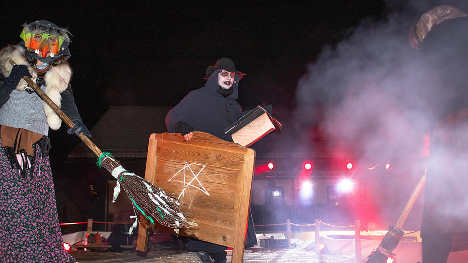 Sankt Englmar feierte seine 27. Rauchnacht.