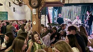 Das Further Kneipenfestival sorgt allj&auml;hrlich am 2. Oktober f&uuml;r super Stimmung in den Gastst&auml;tten der Grenzstadt.