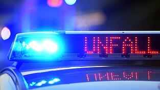 Die Polizei stellte viele Unf&auml;lle am Mittag auf der A9 fest. (Symbolbild)