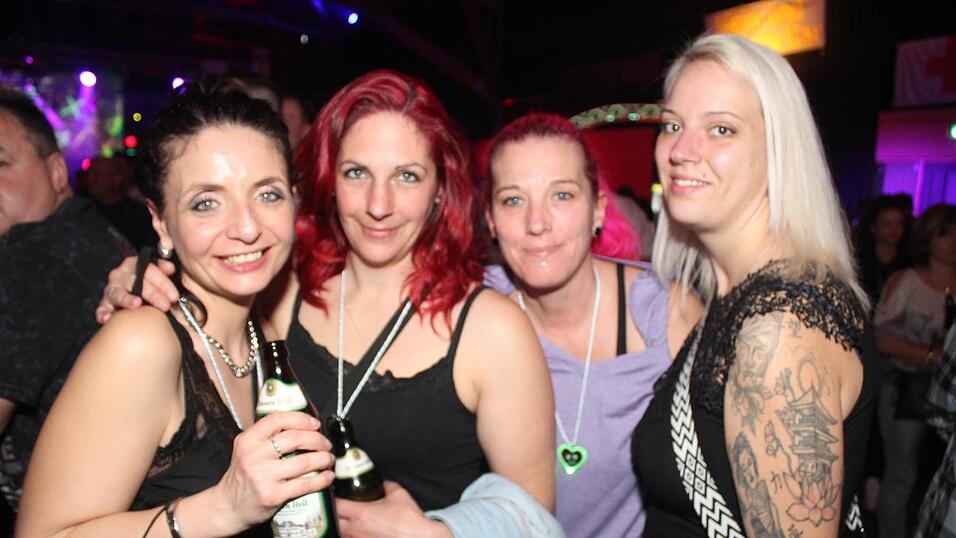 Auf der Eskara &Uuml;30-Party in Essenbach war wieder viel los.