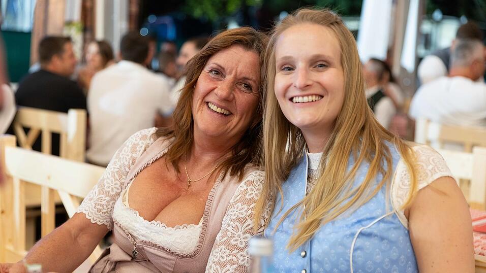 Die Partybilder vom Freitag, 7. August, aus dem Festzelt Greindl. Die Partybilder vom Freitag, 7. August, aus dem Festzelt Greindl.